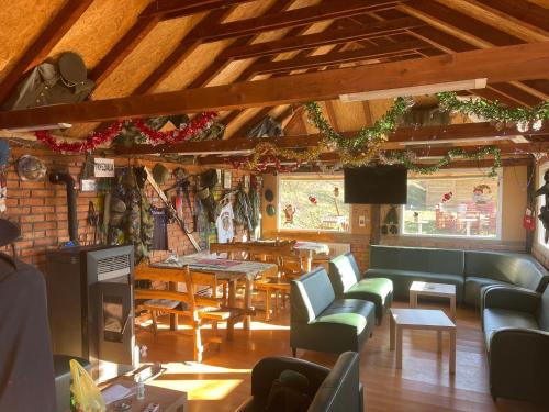 Holiday Home Rodjak sa sela Holiday Home Rodjak sa sela