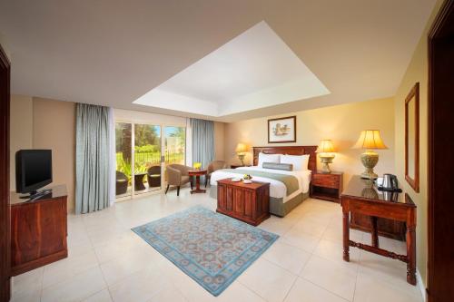 Al Hamra Village Hotel Room Type - Junior Suite with Pool View