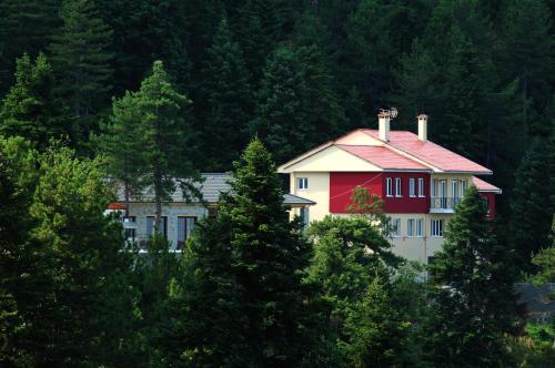 Salvia Hotel de charme Theotókos