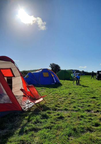 Apkārtne, Summit Camping Kit Hill Rd Cornwall Panoramic Views Grass Pitch from 15pn or Bella Bell Tent 75pn in Stoke Climsland