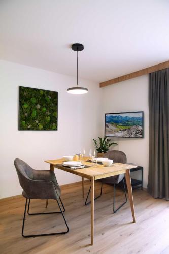 Starla 4 - Apartment - St. Anton am Arlberg