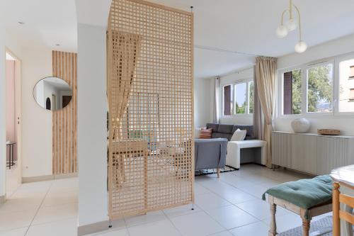 Appartement spacieux 1 chambre parking gratuit - Location saisonnière - Valence