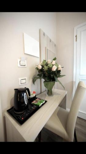 FLORENCE ROOMS67 5