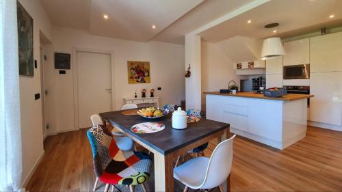  LUXURY VILLA SLEEP 6 CLOSE TO LAKE OF COMO in Traona