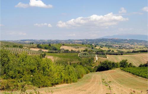 Stunning Home In Gualdo Cattaneo With Kitchen