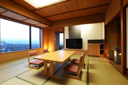 草津温泉 ホテル櫻井別館 和室 デラックスルーム（禁煙）