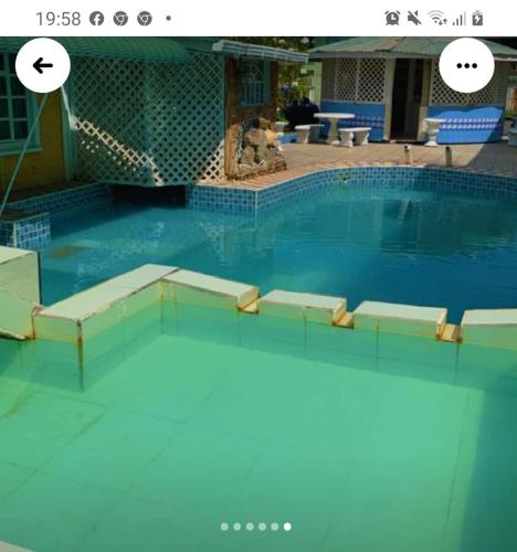 Relaxing 2 bedroom property for up to 4 person Relaxing 2 bedroom property for up to 4 person