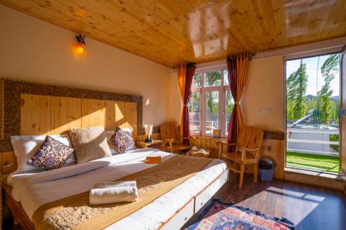 Rainbow Hostelier – Leh, PA
