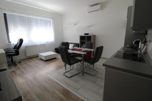 iHome Apartman 6.0 in Πετς