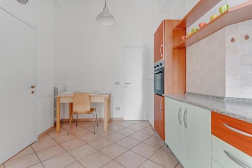 MO1 - Wonderful apartment with terrace -, Milano (foto 8)