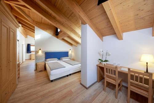 Rezia Hotel Bormio - image 9