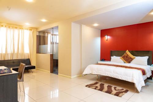 Tills at Vienna Hotel in Sakumono