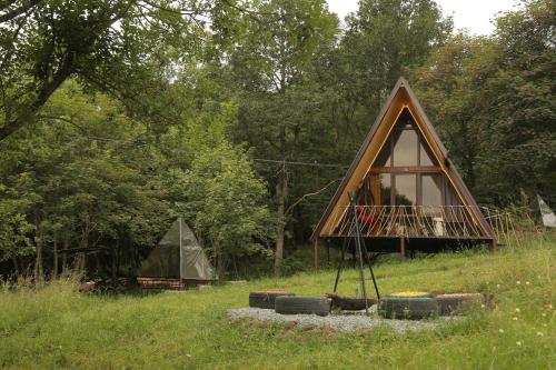 GLAMPING WOLF MOUNt Lermontov