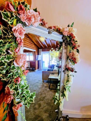 Kaoglen-Blossom-Hot tub-Cairngorms-Pet Friendly in 柯克邁克爾