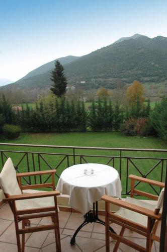 Aroanios Hotel in Kleitoria (Akhaia)