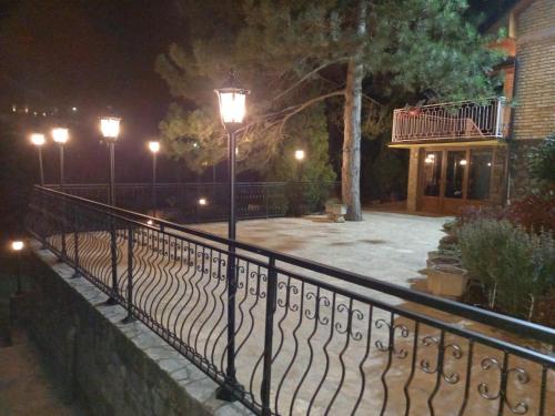 Beatuful holiday house - image 11