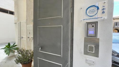 La Corte dei Colombi - GUEST HOUSE - image 2