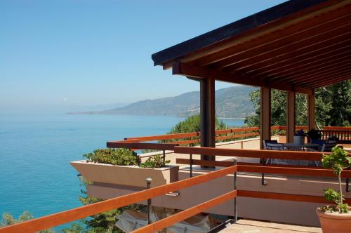 Villa Mytilene II by Wonderful Italy