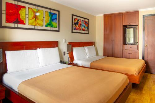 Twin Room image 8