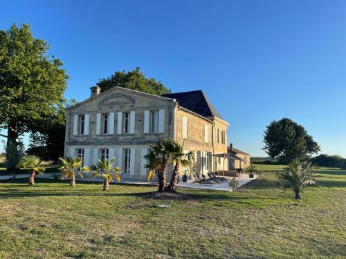 Château de Neyran chambre d'hôtes & Spa - Chambre d'hôtes - Soulac-sur-Mer