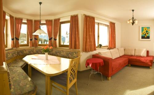  Landhaus Schöpf in Seefeld in Tirol