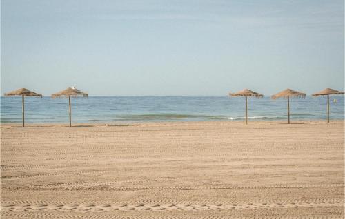 3 Bedroom Beautiful Home In Santa Pola - image 4
