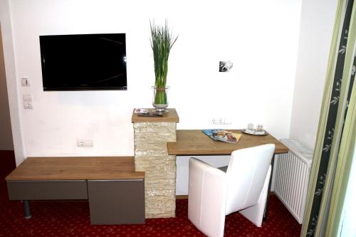 Hotel Weidenhof - image 12