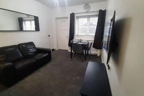 Entire Rental, Easy Reach to Etihad Stadium, Manchester (photo 4)