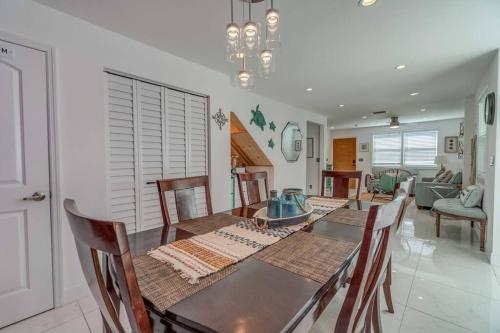 Casa Stellata downtown Sarasota 3 Blocks to Bay in 可可納特中區