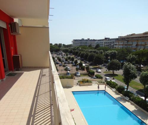  Great flat with shared pool for six guests-Beahost in Caorle