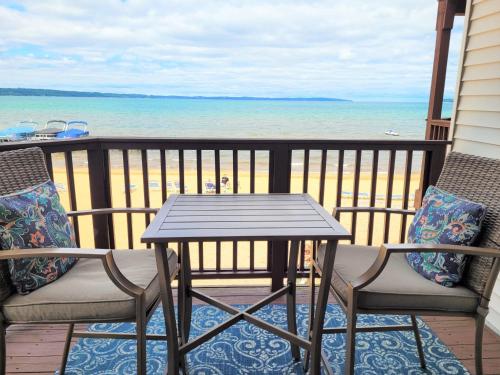 Beachside 213 with Pool Hot Tub and Private Deck overlooking East Bay in Traverse City, USA