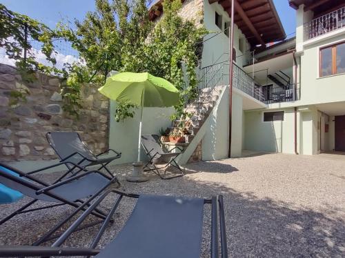 Corte Vezzola bilocale Emma - Apartment - Puegnano del Garda