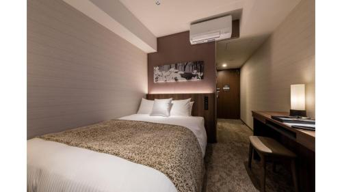 Standard Double Room image 1