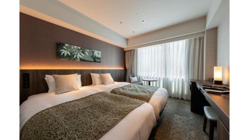 Twin Room image 3