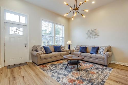 2 King, Sleeps 9, Fair & Expo Ctr, Churchill, Bourbon tours, Downtown, University of Louisville, Foodie, Shopping, Nightlife!! in Louisville, USA