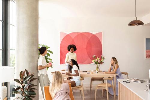 صالة مشتركة/ منطقة التلفزيون, ROOST Tampa in وسط مدينة تامبا