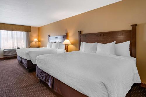 2 king beds