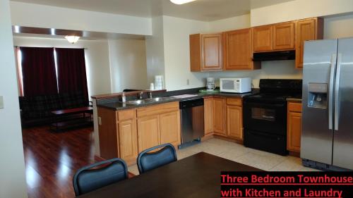 virtuve, Stay Vacation Homes Niagara Falls in Wheatfield (NY)