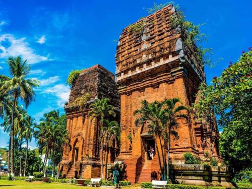 Kinh Bac Hotel Quy Nhon - 주변 명소