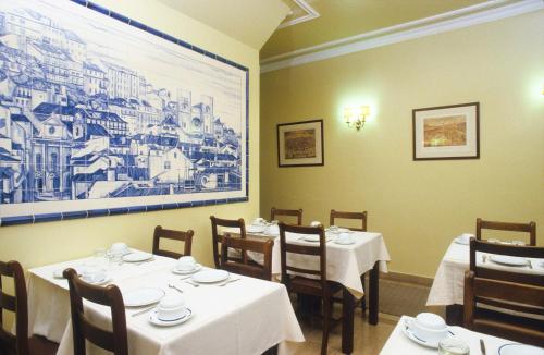 Restaurant, Hotel Dom Sancho I in Lisbon