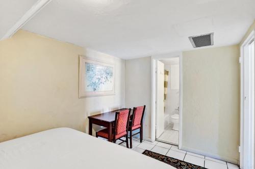 Gorgeous 1br apartment a walk from the Beach - image 21