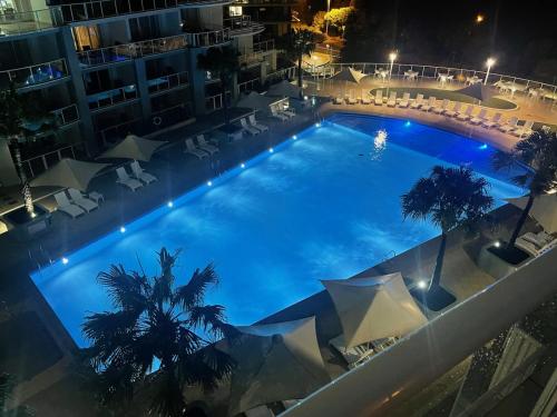 BASE Holidays - Ettalong Beach Premium Apartments