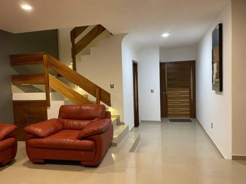 Casa amplia con acceso a alberca. in San Agustín, Mexico