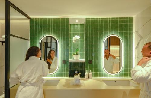 홀리데이 인 발리 사누르 바이 IHG - 화장실