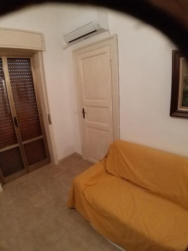 One-Bedroom Apartment image 10