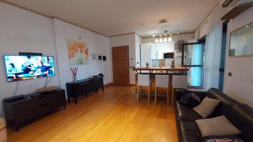 Home Sorbara - image 10
