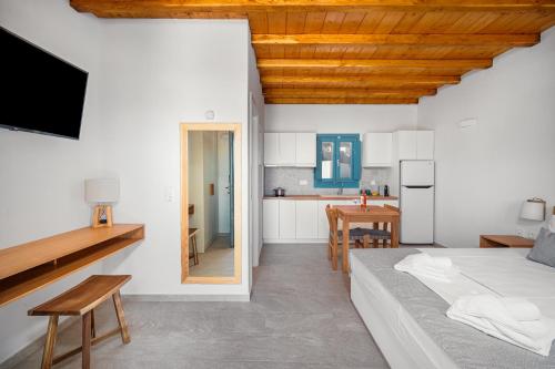 Galazio Suites, Serifos