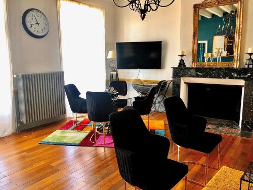 Einrichtungen, Le Regisseur in Brissac-Quincé