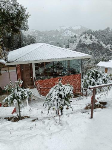 Skywood Resort Shoghi