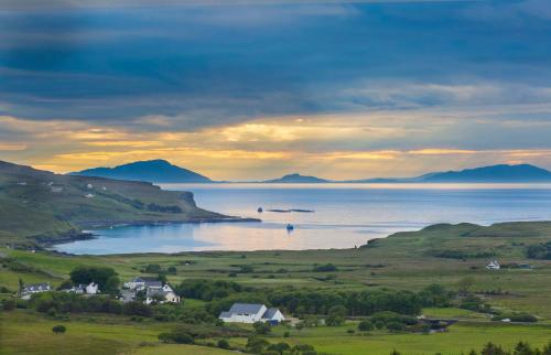 The West Nest - A luxury detached house on Skye